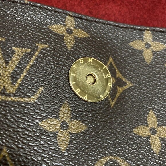 LOUIS VUITTON Viva Cite GM Monogram - Shoulder Bag 729-070725 - Picture 10 of 14